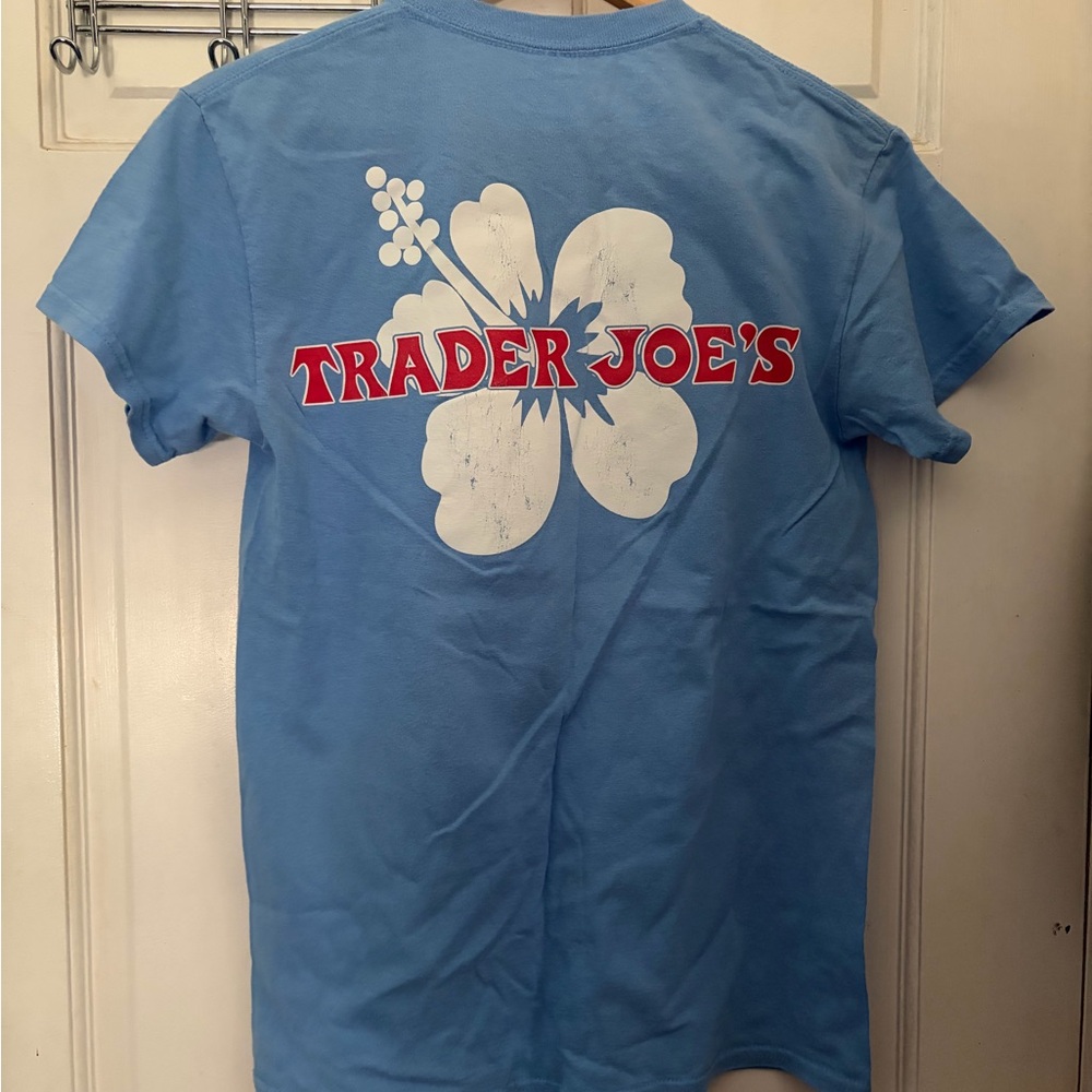 Trader Joe's Blue Short Sleeve Tee